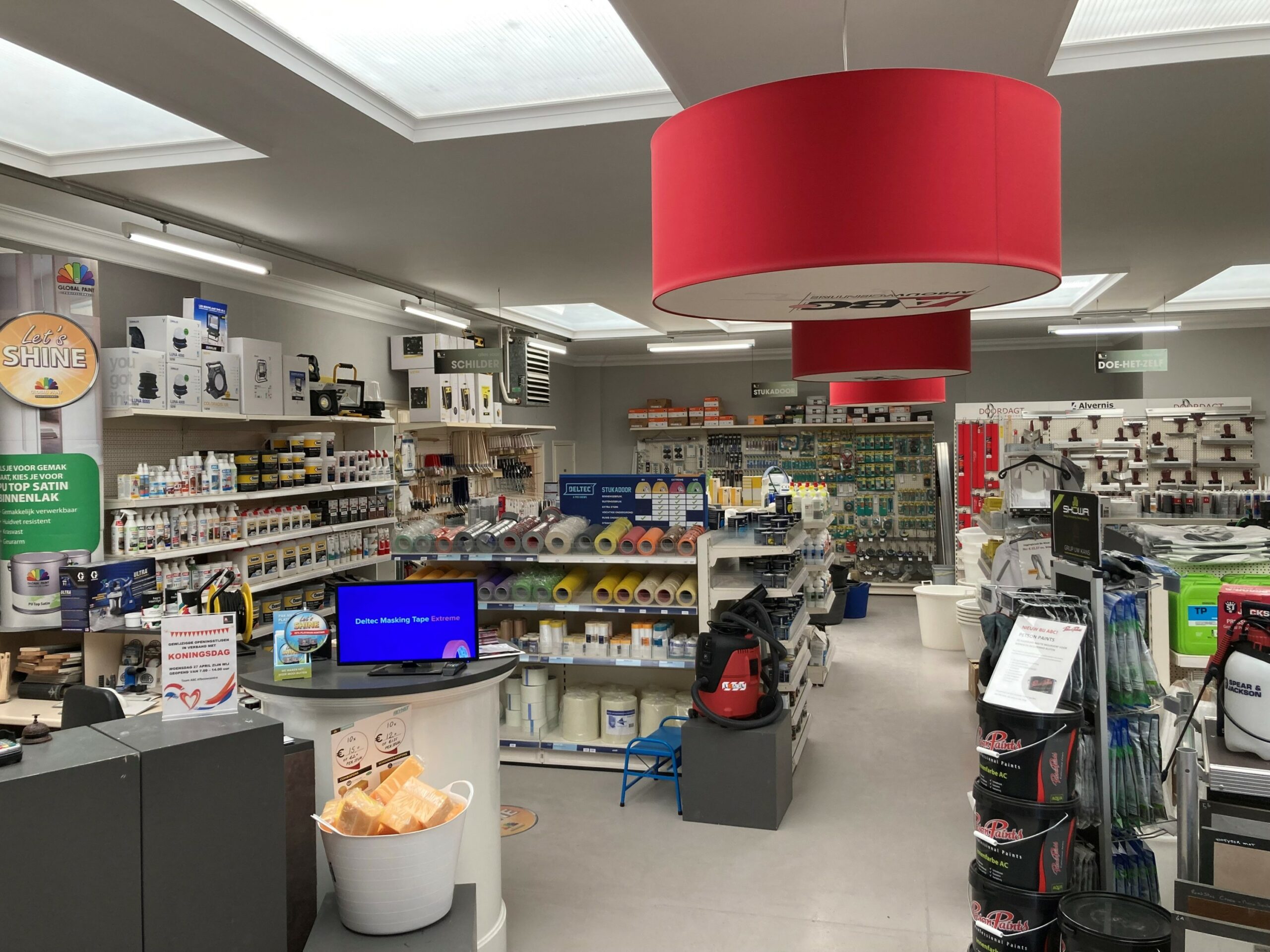 Winkel en magazijn van ABC Afbouwcentre